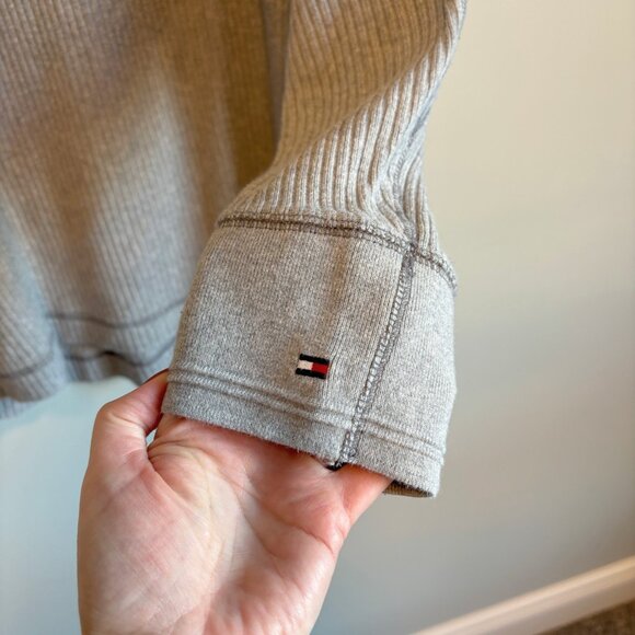 Tommy Hilfiger Men's Large Long Sleeve Ribbed Thermal Gray Layering 90s Vibe - Picture 3 of 12